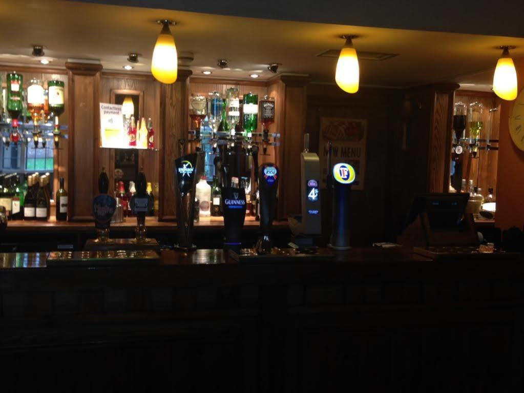 Crown, Droitwich By Marston'S Inns Exterior photo